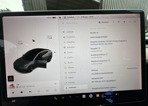 2018 Tesla Model 3 Long Range/Performance из США, поврежденный, VIN 5YJ3E1EB1JF119497